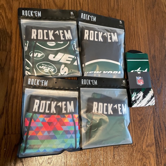 Rock 'Em Bundle - 4 Boxer Briefs and 1 Sock - New York Jets theme - Size XL